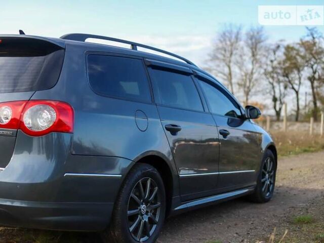 Серый Фольксваген Пассат, объемом двигателя 1.6 л и пробегом 214 тыс. км за 8200 $, фото 3 на Automoto.ua