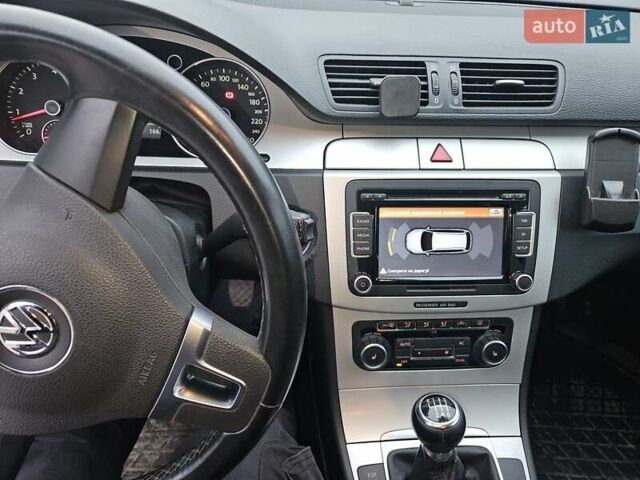 Серый Фольксваген Пассат, объемом двигателя 1.4 л и пробегом 232 тыс. км за 6900 $, фото 10 на Automoto.ua