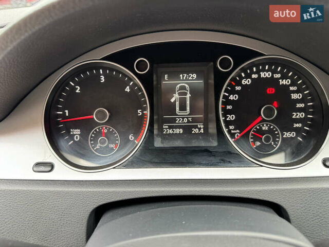Серый Фольксваген Пассат, объемом двигателя 2 л и пробегом 236 тыс. км за 8800 $, фото 12 на Automoto.ua