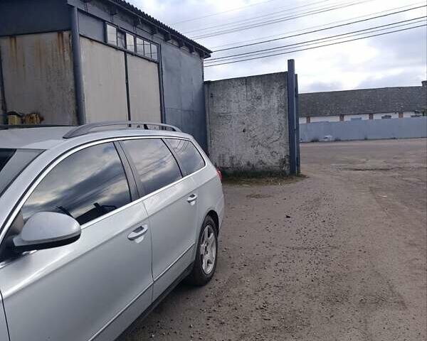 Серый Фольксваген Пассат, объемом двигателя 1.97 л и пробегом 240 тыс. км за 7000 $, фото 5 на Automoto.ua