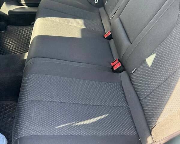 Сірий Фольксваген Пассат, об'ємом двигуна 1.4 л та пробігом 235 тис. км за 6400 $, фото 12 на Automoto.ua