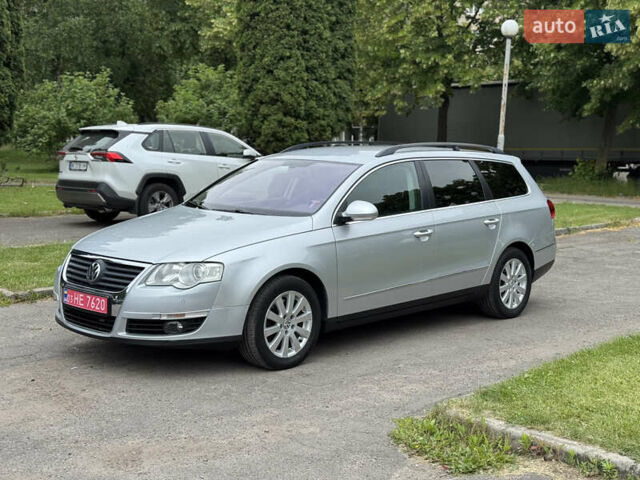 Серый Фольксваген Пассат, объемом двигателя 2 л и пробегом 236 тыс. км за 8800 $, фото 1 на Automoto.ua