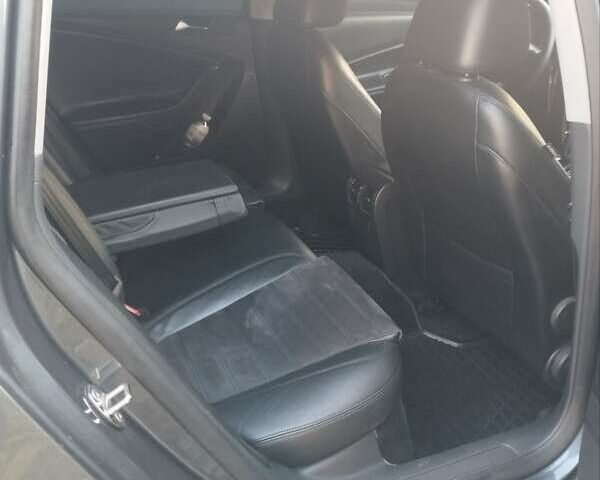 Сірий Фольксваген Пассат, об'ємом двигуна 1.4 л та пробігом 295 тис. км за 7200 $, фото 6 на Automoto.ua