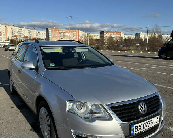 Серый Фольксваген Пассат, объемом двигателя 1.4 л и пробегом 239 тыс. км за 5450 $, фото 14 на Automoto.ua