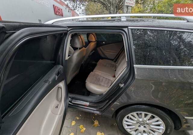 Сірий Фольксваген Пассат, об'ємом двигуна 1.97 л та пробігом 318 тис. км за 8800 $, фото 22 на Automoto.ua