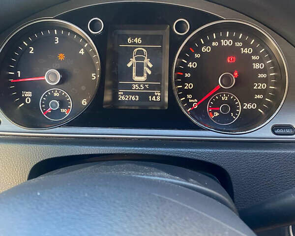 Серый Фольксваген Пассат, объемом двигателя 1.6 л и пробегом 262 тыс. км за 9200 $, фото 13 на Automoto.ua