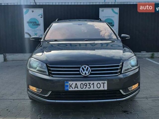 Серый Фольксваген Пассат, объемом двигателя 1.6 л и пробегом 319 тыс. км за 8500 $, фото 1 на Automoto.ua