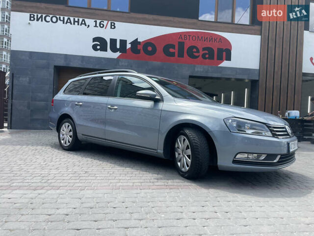 Фольксваген Пассат 2011 в Ивано-Франковске на Automoto.ua Серый Фольксваген Пассат, объемом двигателя 1.97 л и пробегом 262 тыс. км за 8450 $, фото 22 на Automoto.ua
