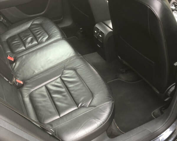 Серый Фольксваген Пассат, объемом двигателя 1.6 л и пробегом 275 тыс. км за 9100 $, фото 10 на Automoto.ua