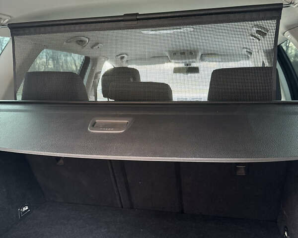 Серый Фольксваген Пассат, объемом двигателя 1.97 л и пробегом 337 тыс. км за 9900 $, фото 19 на Automoto.ua