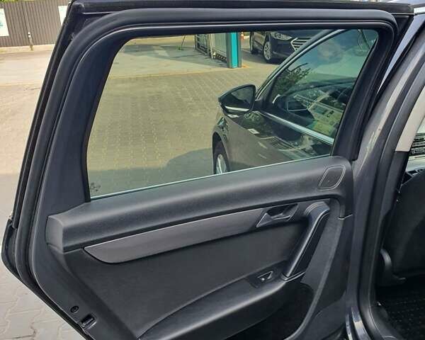 Серый Фольксваген Пассат, объемом двигателя 1.6 л и пробегом 319 тыс. км за 8500 $, фото 16 на Automoto.ua