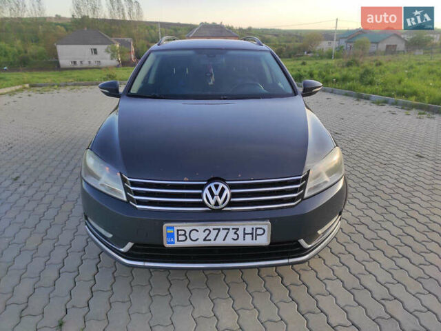 Сірий Фольксваген Пассат, об'ємом двигуна 2 л та пробігом 334 тис. км за 9000 $, фото 12 на Automoto.ua