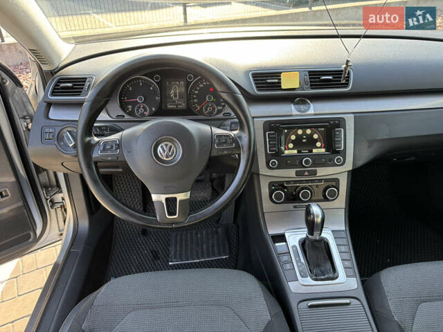 Серый Фольксваген Пассат, объемом двигателя 2 л и пробегом 310 тыс. км за 9900 $, фото 12 на Automoto.ua