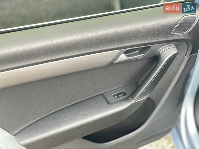 Серый Фольксваген Пассат, объемом двигателя 1.6 л и пробегом 285 тыс. км за 8200 $, фото 46 на Automoto.ua