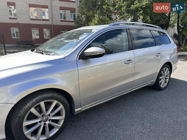 Серый Фольксваген Пассат, объемом двигателя 1.97 л и пробегом 280 тыс. км за 9500 $, фото 1 на Automoto.ua