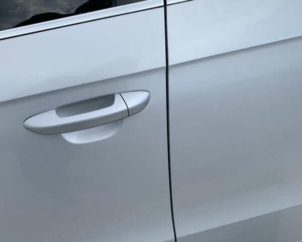 Сірий Фольксваген Пассат, об'ємом двигуна 2 л та пробігом 340 тис. км за 10900 $, фото 35 на Automoto.ua