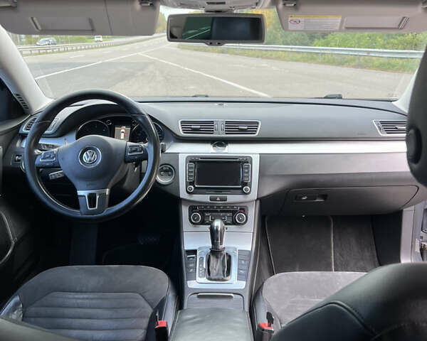 Серый Фольксваген Пассат, объемом двигателя 1.97 л и пробегом 303 тыс. км за 11000 $, фото 11 на Automoto.ua