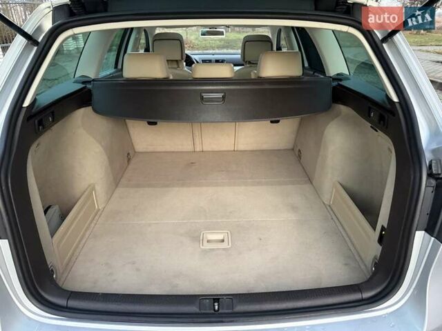 Серый Фольксваген Пассат, объемом двигателя 2 л и пробегом 255 тыс. км за 11000 $, фото 28 на Automoto.ua