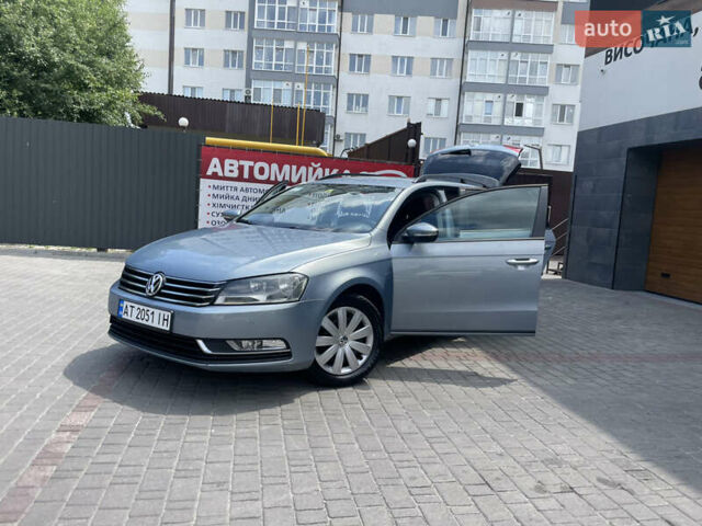 Фольксваген Пассат 2011 в Ивано-Франковске на Automoto.ua Серый Фольксваген Пассат, объемом двигателя 1.97 л и пробегом 262 тыс. км за 8450 $, фото 1 на Automoto.ua
