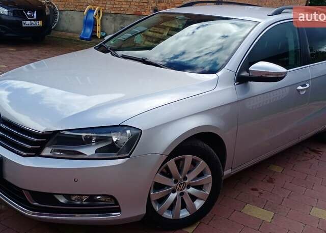 Серый Фольксваген Пассат, объемом двигателя 2 л и пробегом 250 тыс. км за 9800 $, фото 6 на Automoto.ua