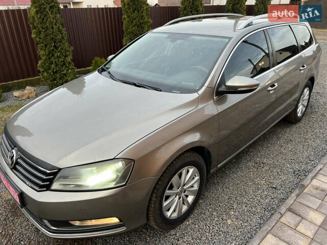 Сірий Фольксваген Пассат, об'ємом двигуна 1.6 л та пробігом 307 тис. км за 8800 $, фото 18 на Automoto.ua