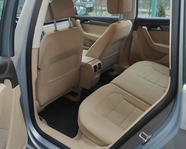 Серый Фольксваген Пассат, объемом двигателя 1.97 л и пробегом 270 тыс. км за 10300 $, фото 2 на Automoto.ua