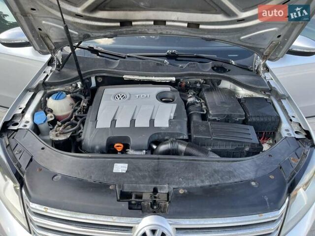 Серый Фольксваген Пассат, объемом двигателя 1.6 л и пробегом 255 тыс. км за 8000 $, фото 14 на Automoto.ua