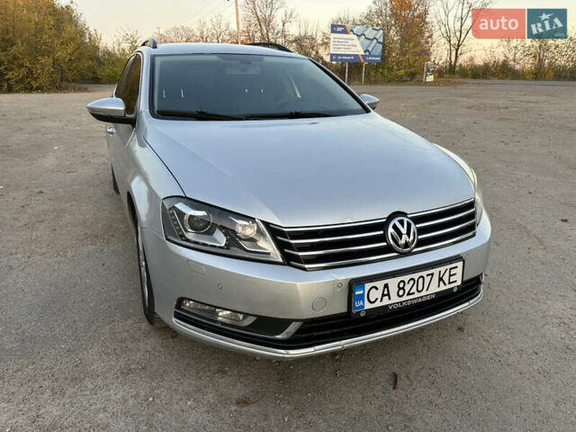 Серый Фольксваген Пассат, объемом двигателя 1.6 л и пробегом 276 тыс. км за 7000 $, фото 2 на Automoto.ua