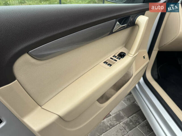 Серый Фольксваген Пассат, объемом двигателя 2 л и пробегом 236 тыс. км за 11999 $, фото 14 на Automoto.ua