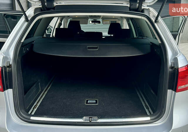 Серый Фольксваген Пассат, объемом двигателя 1.6 л и пробегом 230 тыс. км за 9000 $, фото 35 на Automoto.ua