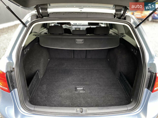 Серый Фольксваген Пассат, объемом двигателя 1.6 л и пробегом 285 тыс. км за 8200 $, фото 63 на Automoto.ua