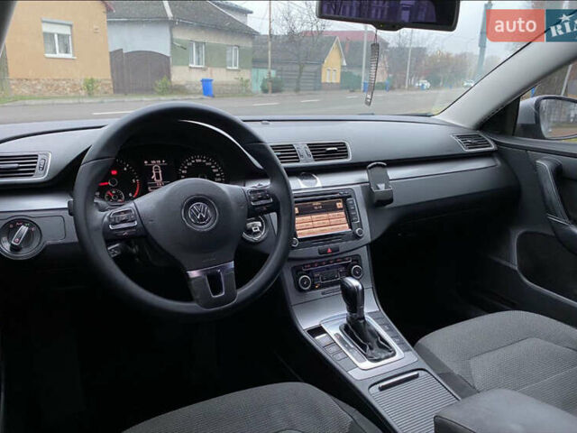 Серый Фольксваген Пассат, объемом двигателя 2 л и пробегом 281 тыс. км за 9800 $, фото 15 на Automoto.ua