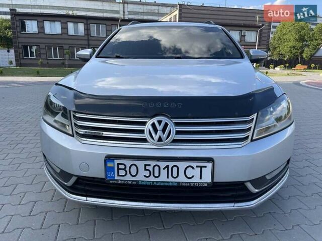 Серый Фольксваген Пассат, объемом двигателя 1.6 л и пробегом 255 тыс. км за 8000 $, фото 1 на Automoto.ua