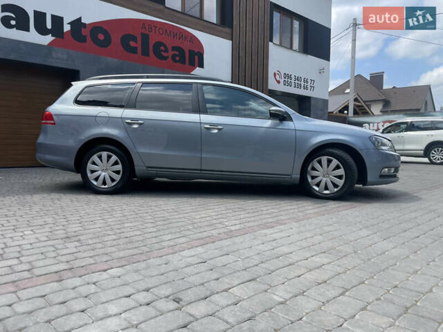 Фольксваген Пассат 2011 в Ивано-Франковске на Automoto.ua Серый Фольксваген Пассат, объемом двигателя 1.97 л и пробегом 262 тыс. км за 8450 $, фото 21 на Automoto.ua
