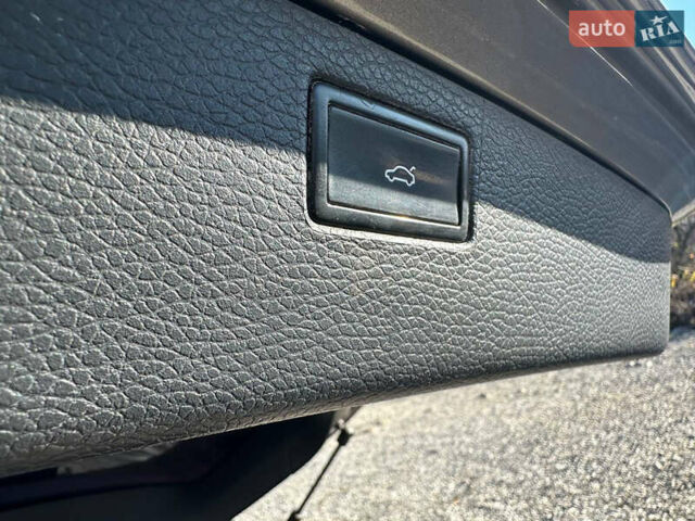 Сірий Фольксваген Пассат, об'ємом двигуна 1.97 л та пробігом 290 тис. км за 10999 $, фото 16 на Automoto.ua