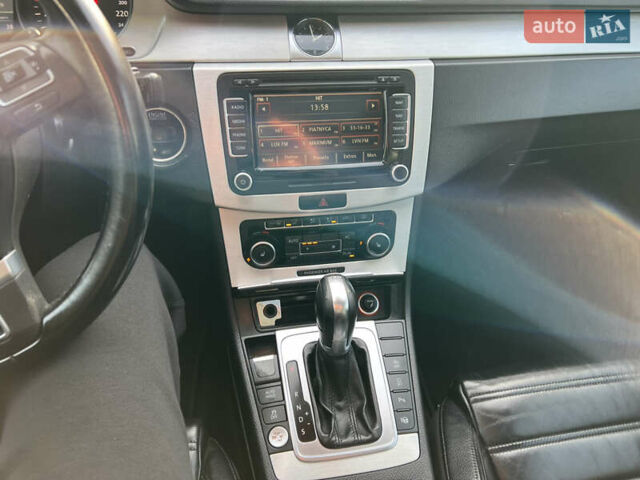 Серый Фольксваген Пассат, объемом двигателя 2 л и пробегом 319 тыс. км за 8200 $, фото 27 на Automoto.ua