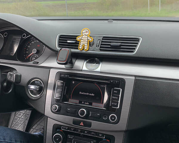 Сірий Фольксваген Пассат, об'ємом двигуна 2 л та пробігом 340 тис. км за 10900 $, фото 24 на Automoto.ua