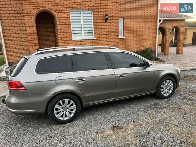 Сірий Фольксваген Пассат, об'ємом двигуна 1.6 л та пробігом 307 тис. км за 8800 $, фото 17 на Automoto.ua