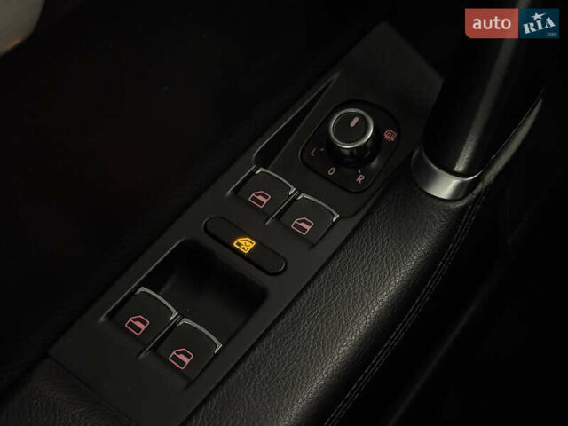 Серый Фольксваген Пассат, объемом двигателя 1.97 л и пробегом 250 тыс. км за 11499 $, фото 27 на Automoto.ua