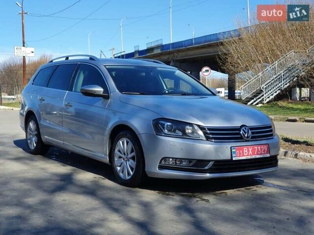 Серый Фольксваген Пассат, объемом двигателя 2 л и пробегом 243 тыс. км за 12800 $, фото 1 на Automoto.ua