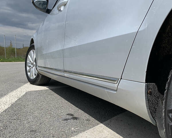 Сірий Фольксваген Пассат, об'ємом двигуна 2 л та пробігом 340 тис. км за 10900 $, фото 64 на Automoto.ua