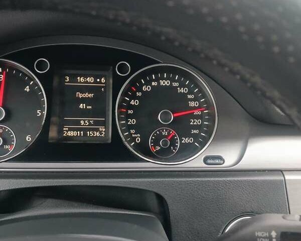 Серый Фольксваген Пассат, объемом двигателя 1.97 л и пробегом 250 тыс. км за 9200 $, фото 35 на Automoto.ua