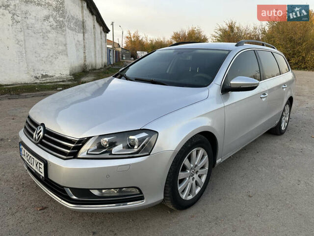 Серый Фольксваген Пассат, объемом двигателя 1.6 л и пробегом 276 тыс. км за 7000 $, фото 12 на Automoto.ua