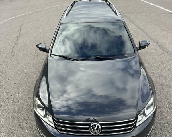 Серый Фольксваген Пассат, объемом двигателя 1.97 л и пробегом 303 тыс. км за 11000 $, фото 8 на Automoto.ua