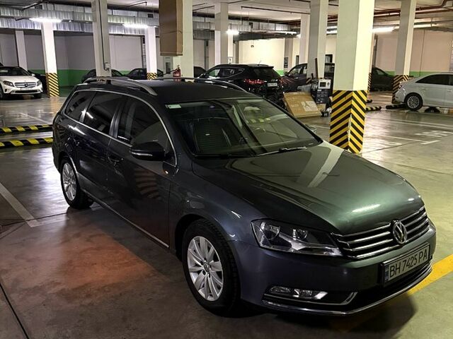 Серый Фольксваген Пассат, объемом двигателя 1.6 л и пробегом 360 тыс. км за 8000 $, фото 5 на Automoto.ua