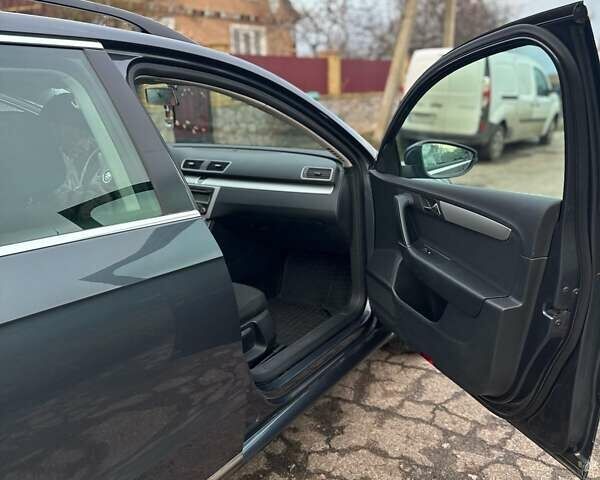 Серый Фольксваген Пассат, объемом двигателя 1.6 л и пробегом 190 тыс. км за 8700 $, фото 30 на Automoto.ua