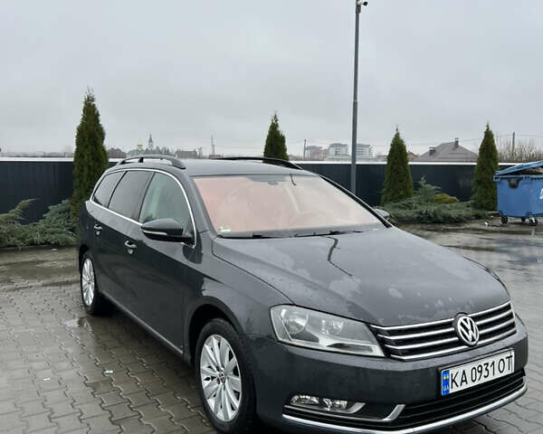Серый Фольксваген Пассат, объемом двигателя 1.6 л и пробегом 337 тыс. км за 9500 $, фото 4 на Automoto.ua