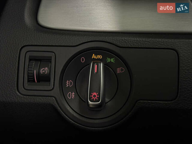 Серый Фольксваген Пассат, объемом двигателя 1.97 л и пробегом 250 тыс. км за 11499 $, фото 34 на Automoto.ua