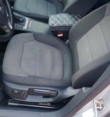 Серый Фольксваген Пассат, объемом двигателя 2 л и пробегом 250 тыс. км за 9800 $, фото 3 на Automoto.ua