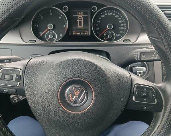 Серый Фольксваген Пассат, объемом двигателя 1.97 л и пробегом 250 тыс. км за 9200 $, фото 28 на Automoto.ua